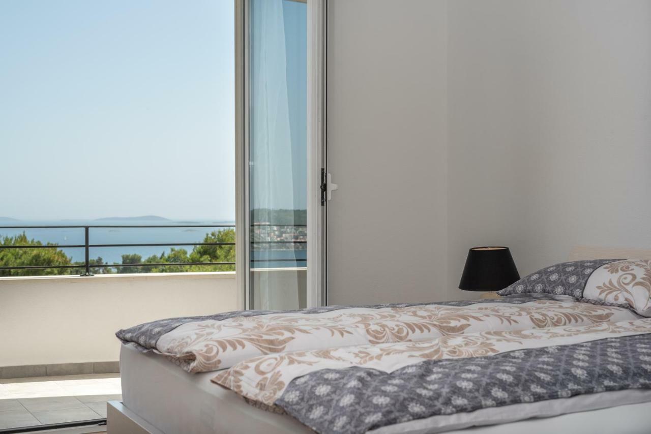 Villa Confido Luxury Apartment 01 Donji Seget Exterior photo