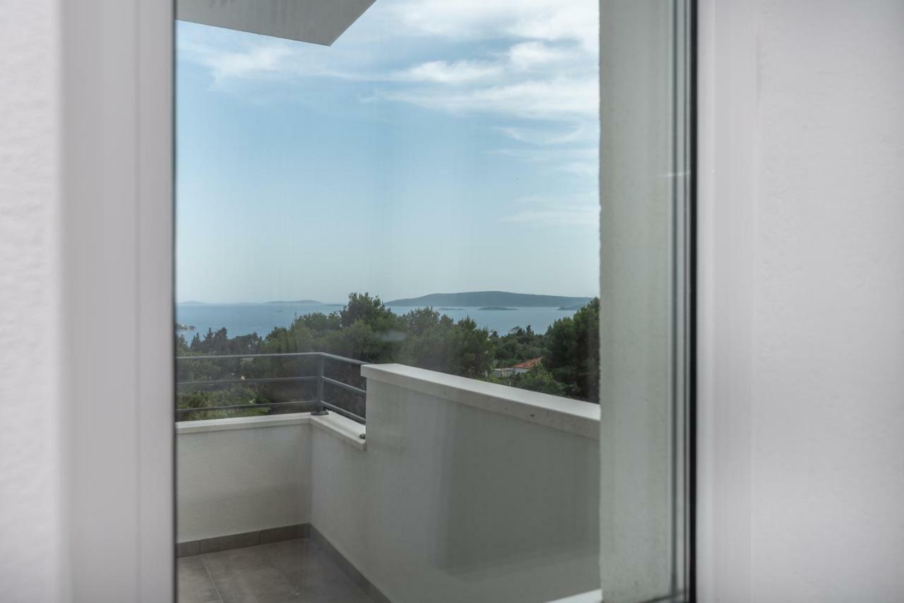 Villa Confido Luxury Apartment 01 Donji Seget Exterior photo